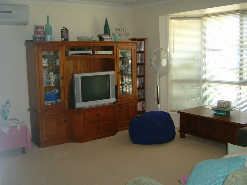227 Mt Warren Park Blvd, Mount Warren Park QLD 4207