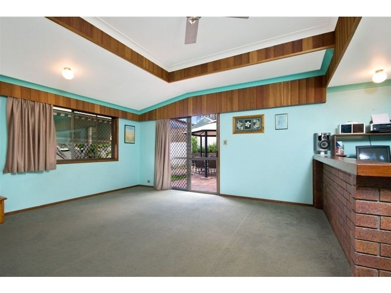 40 Wootton Cres, Springwood QLD 4127