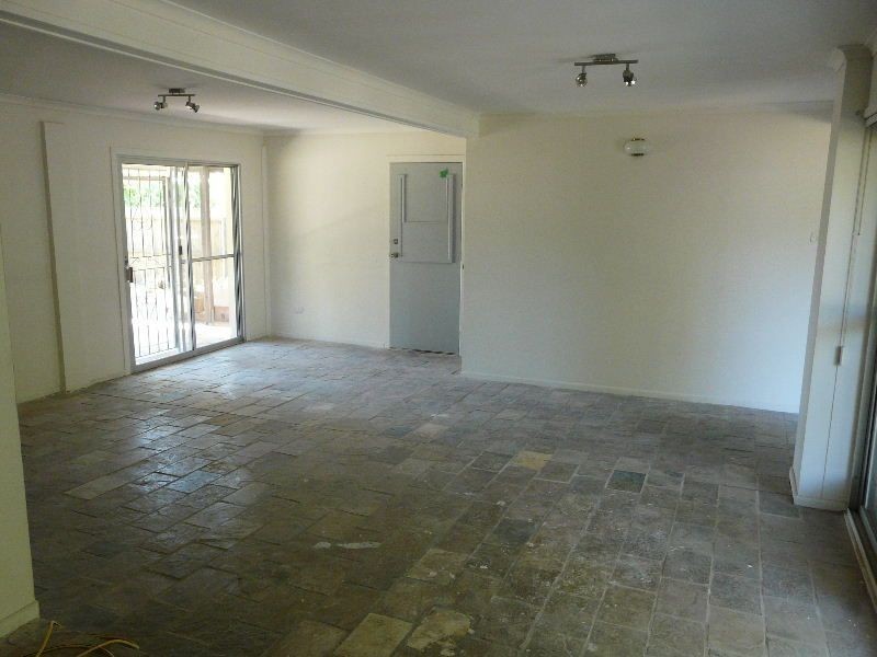 31 Winnetts Road, Daisy Hill QLD 4127