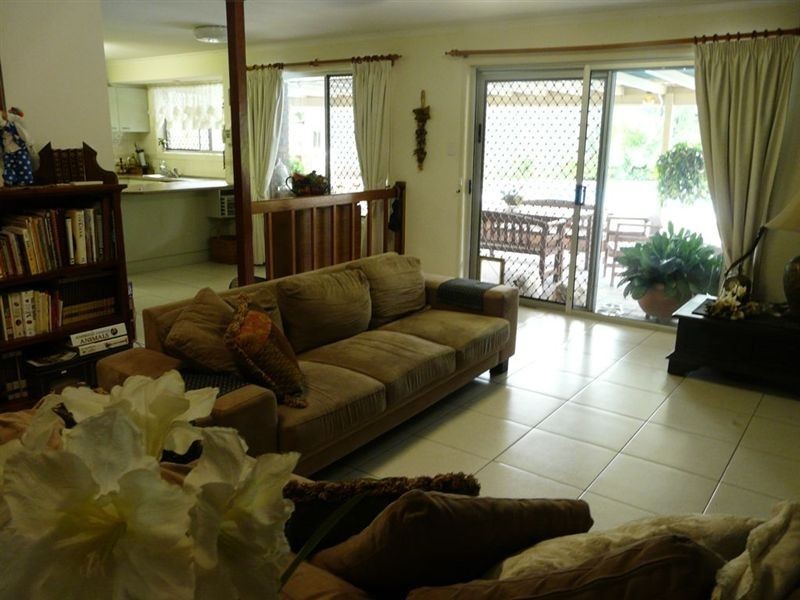 49 Springlands Drive, Slacks Creek QLD 4127