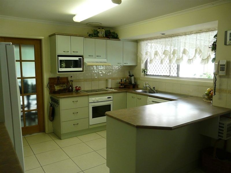 49 Springlands Drive, Slacks Creek QLD 4127