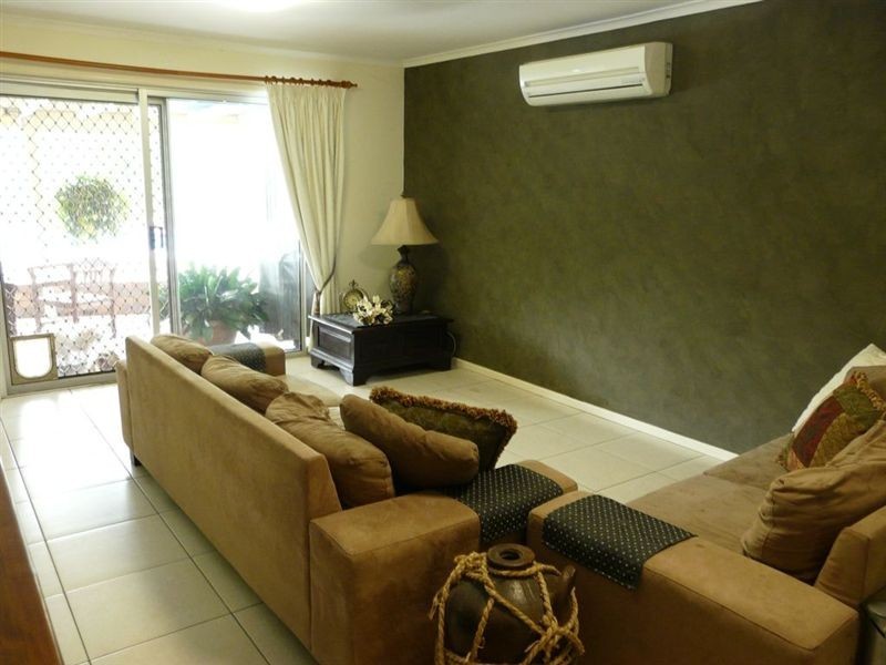 49 Springlands Drive, Slacks Creek QLD 4127