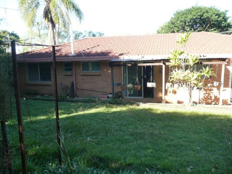 24 Winston Street, Rochedale South QLD 4123