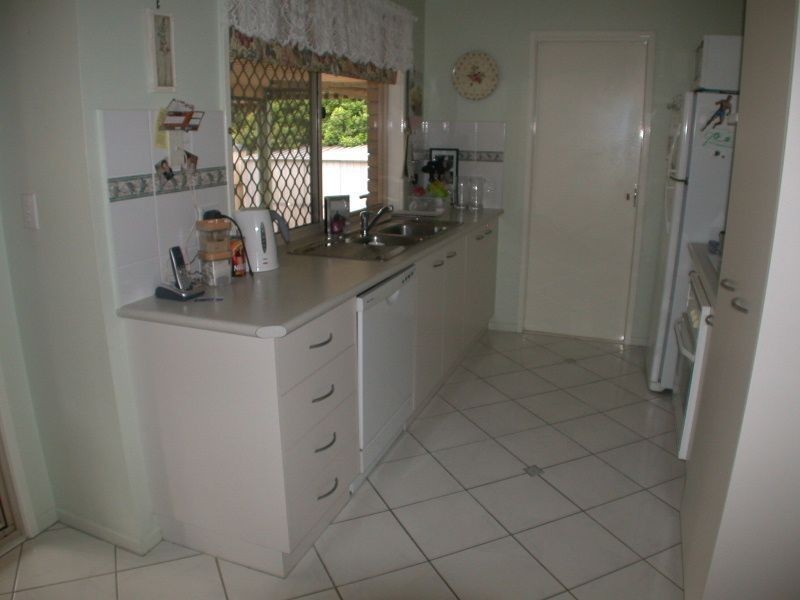 3 Grove Court, Eight Mile Plains QLD 4113