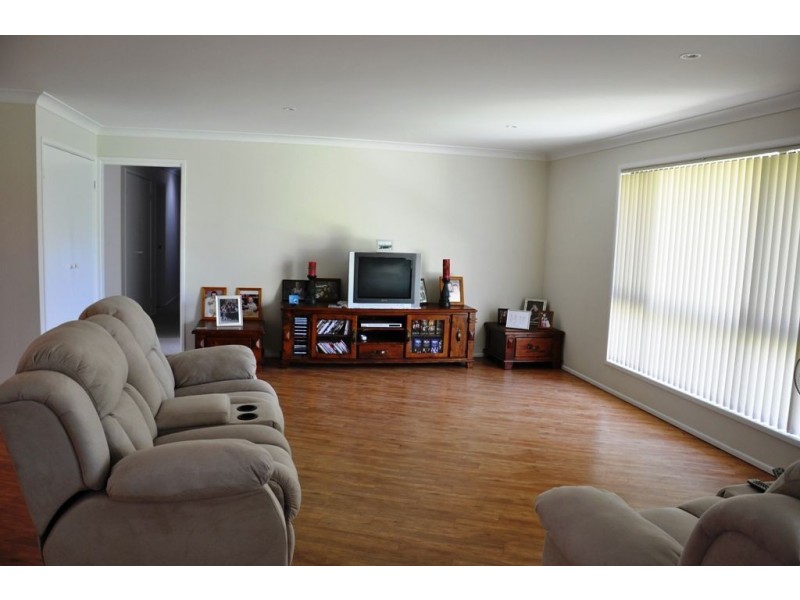 2/18 Japonica Street, Eagleby QLD 4207