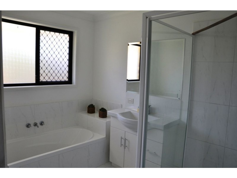 2/18 Japonica Street, Eagleby QLD 4207