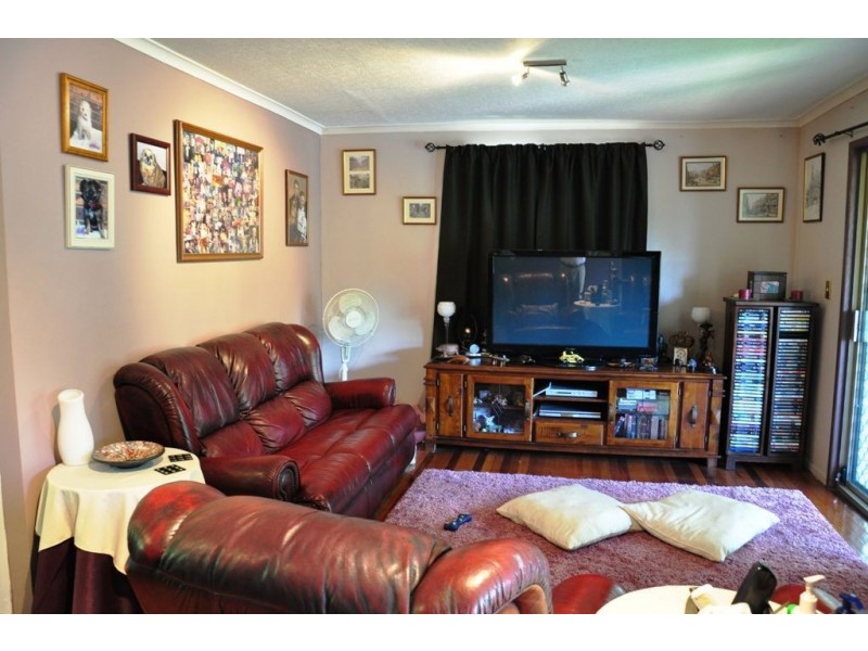 3 Juanita Grove, Springwood QLD 4127