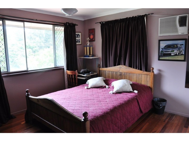 3 Juanita Grove, Springwood QLD 4127