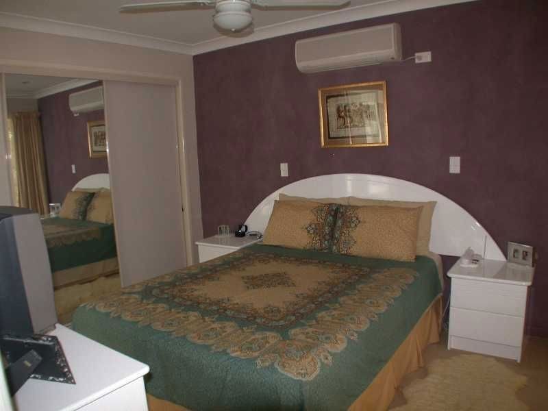 3 Grove Court, Eight Mile Plains QLD 4113