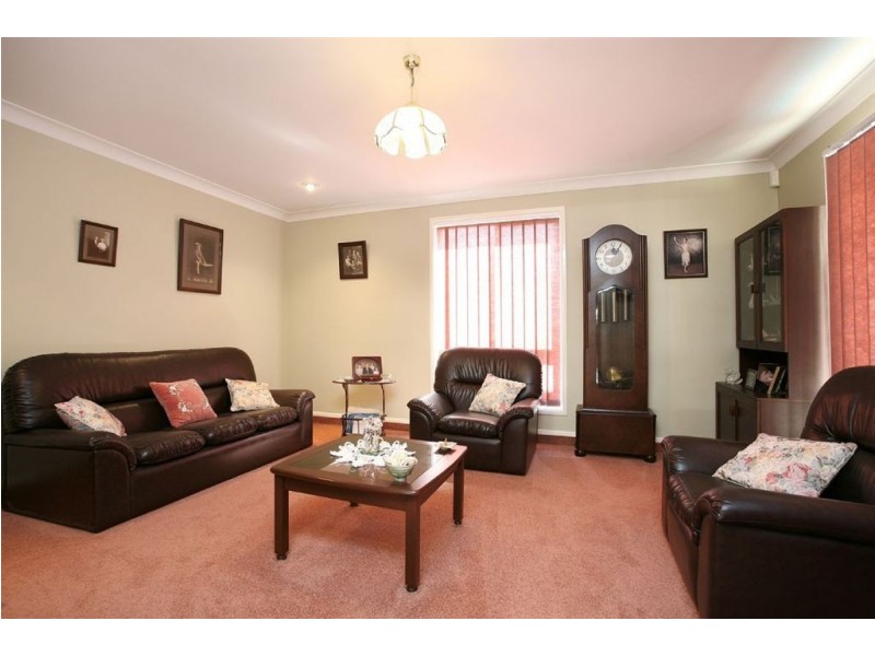 43 Dorset Drive, Rochedale South QLD 4123