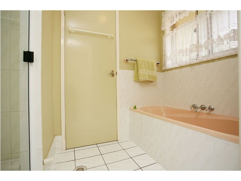 43 Dorset Drive, Rochedale South QLD 4123