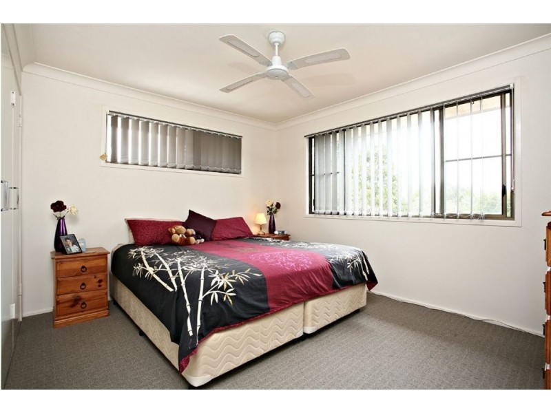 10 Little John Street, Daisy Hill QLD 4127