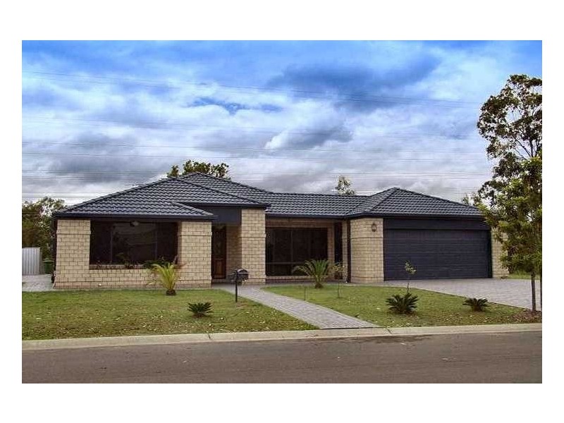 43 Meadowbrook Drive, Meadowbrook QLD 4131