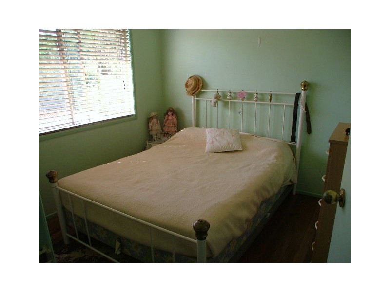 27 Karoonda Crescent, Rochedale South QLD 4123