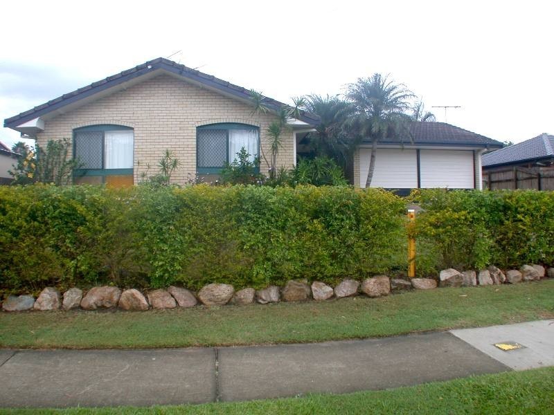 66 Jardine Drive, Springwood QLD 4127