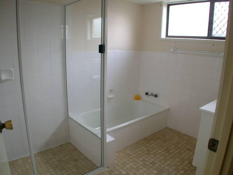 66 Jardine Drive, Springwood QLD 4127