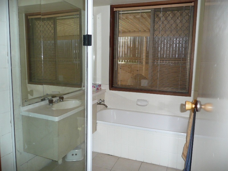 4 Pyeworth Place, Rochedale South QLD 4123