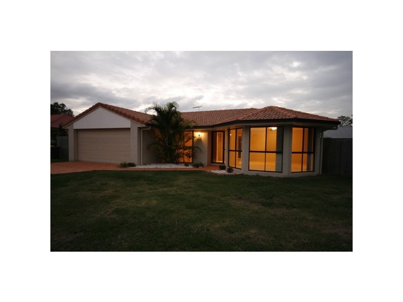 18 IBIZA PLACE, Carseldine QLD 4034