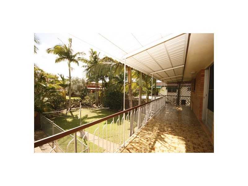 9 Riesling, Carseldine QLD 4034