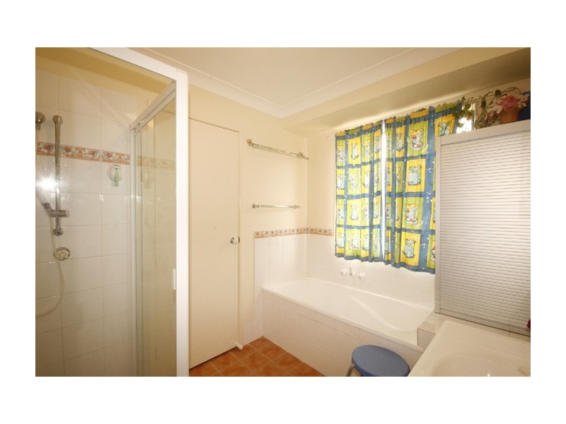 5 PALADIN PLACE, Bald Hills QLD 4036