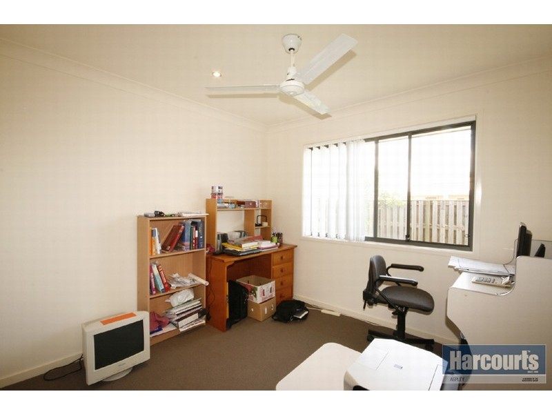 1 Sackville Close, Fitzgibbon QLD 4018