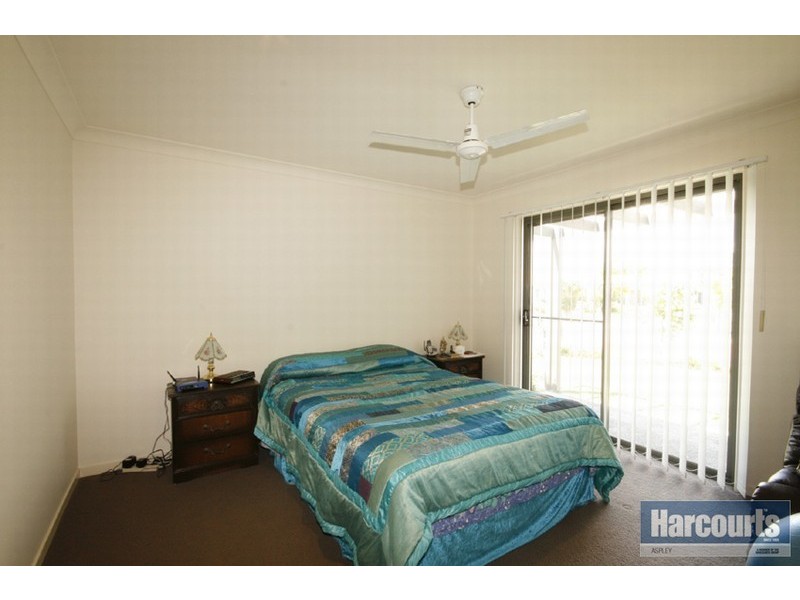 1 Sackville Close, Fitzgibbon QLD 4018