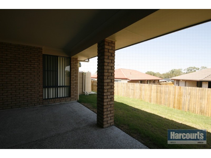 8 Newton Street, Morayfield QLD 4506