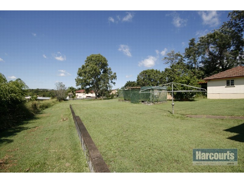 80 Graham Rd, Carseldine QLD 4034