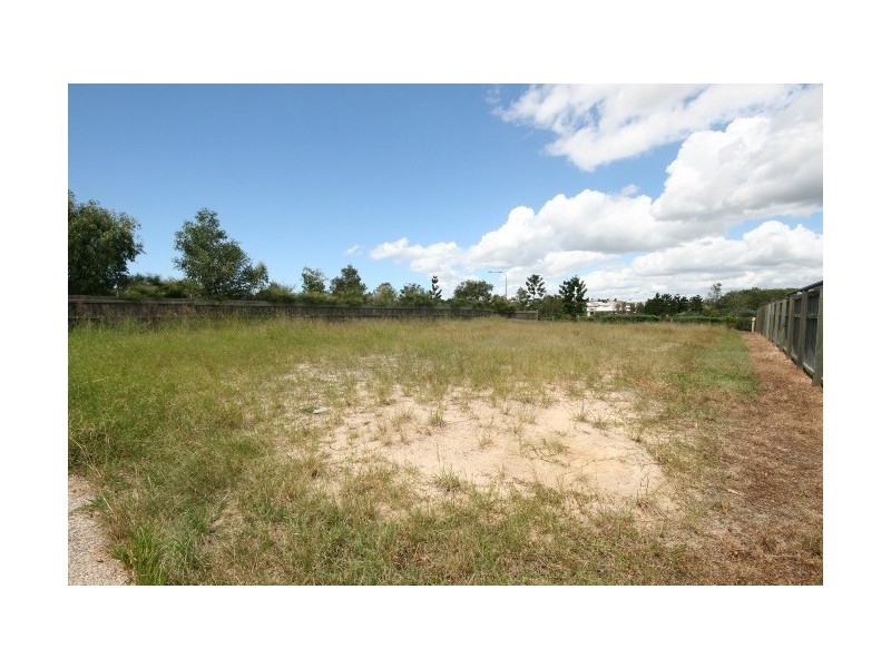 58 SANDPIPER AVENUE, North Lakes QLD 4509