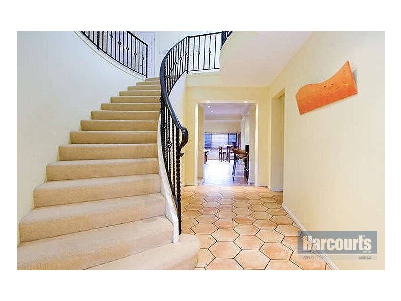 31 Killarney Place, Chermside West QLD 4032