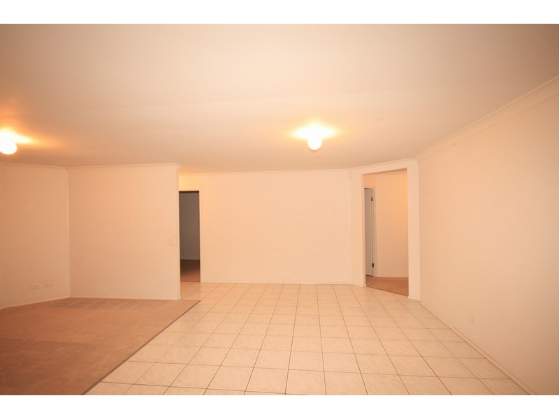 67 Rose Cr, Fitzgibbon QLD 4018