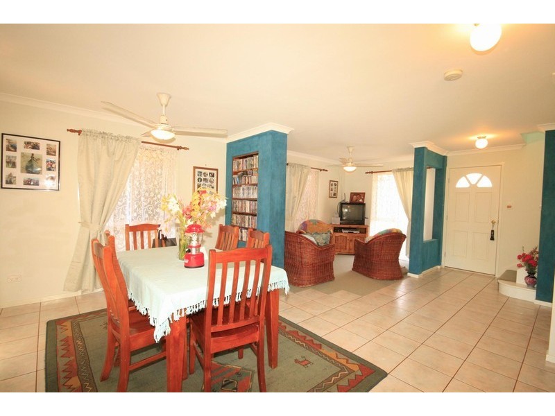 105 Cambridge Crescent, Fitzgibbon QLD 4018