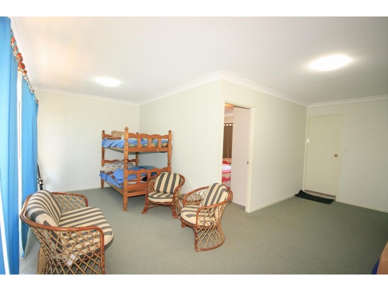 105 Cambridge Crescent, Fitzgibbon QLD 4018