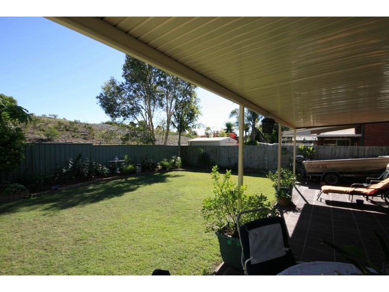 105 Cambridge Crescent, Fitzgibbon QLD 4018