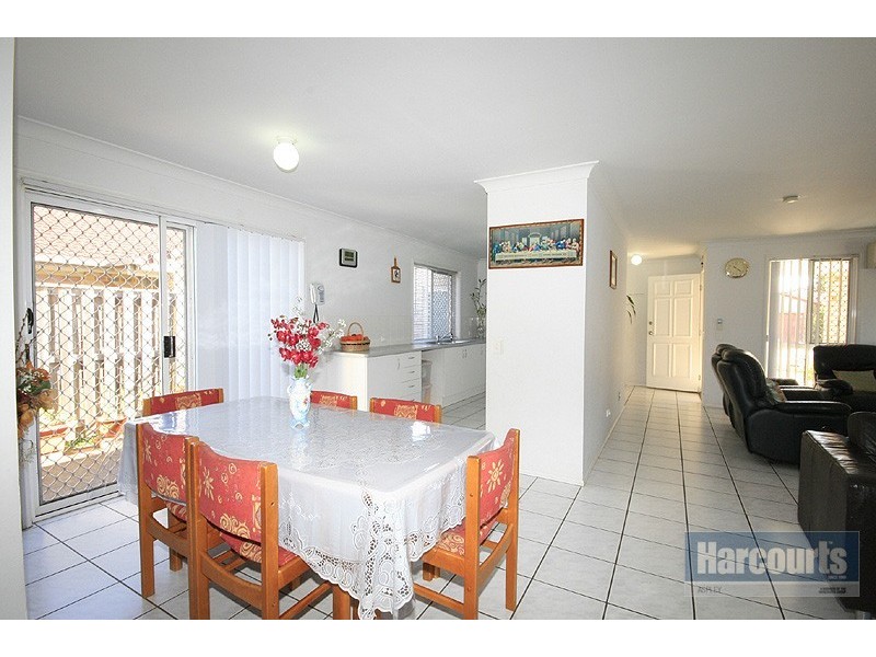 93 Silkyoak Cct, Fitzgibbon QLD 4018