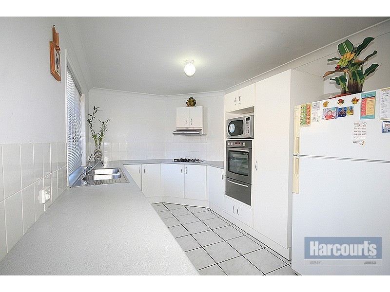 93 Silkyoak Cct, Fitzgibbon QLD 4018