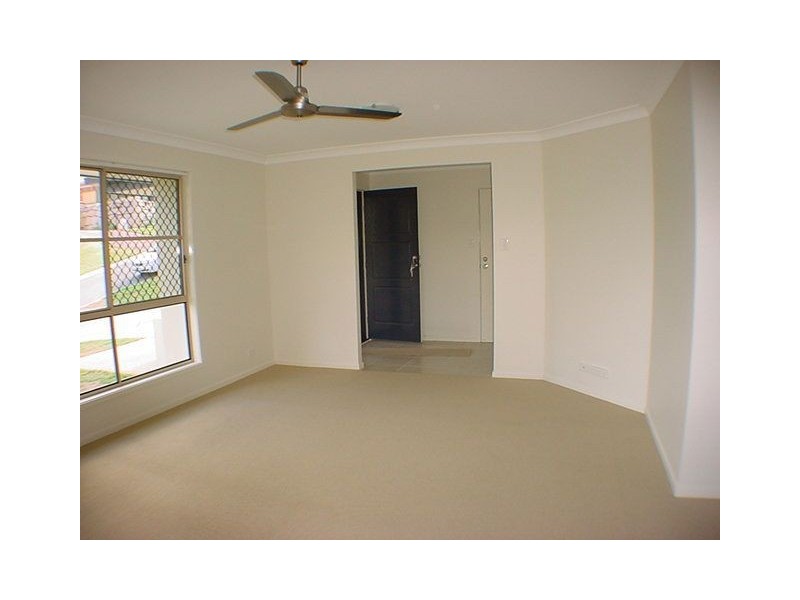 2 Lee Close, Albany Creek QLD 4035