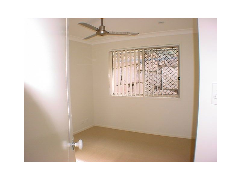 2 Lee Close, Albany Creek QLD 4035