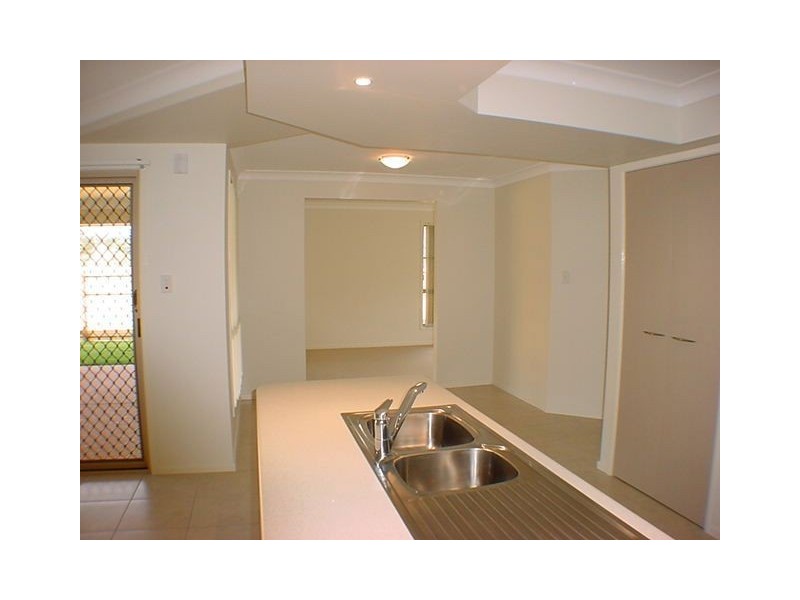 2 Lee Close, Albany Creek QLD 4035