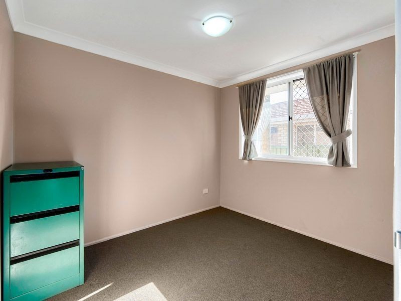 22 Hillmont Crescent, Morayfield QLD 4506