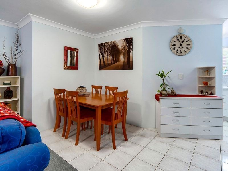 2/51 Adamson Street, Wooloowin QLD 4030