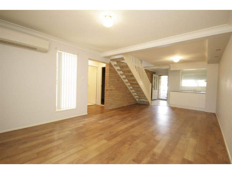 2/13 Kakadu Cct, Zillmere QLD 4034