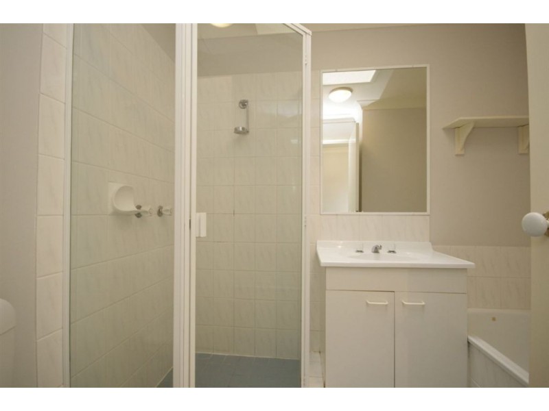 2/13 Kakadu Cct, Zillmere QLD 4034