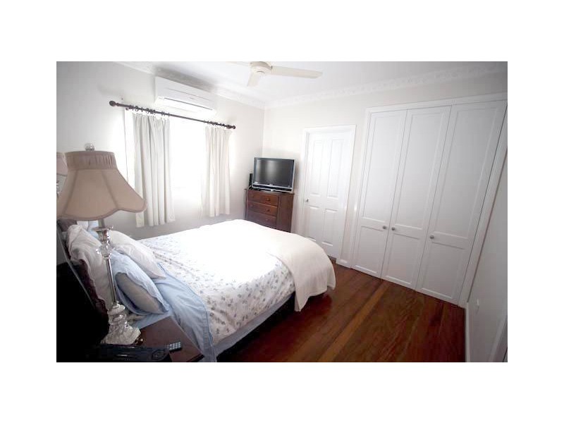 33 Appleby Road, Stafford QLD 4053