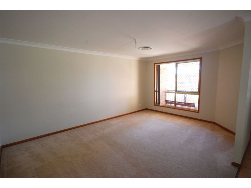 9 Zorina Court, Eatons Hill QLD 4037