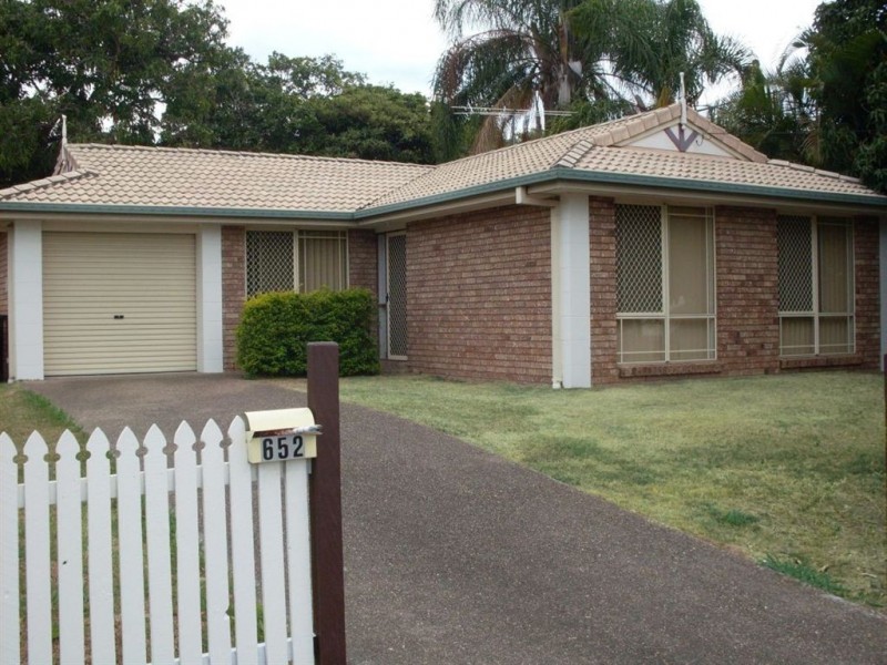 652 Robinson Rd, Aspley QLD 4034