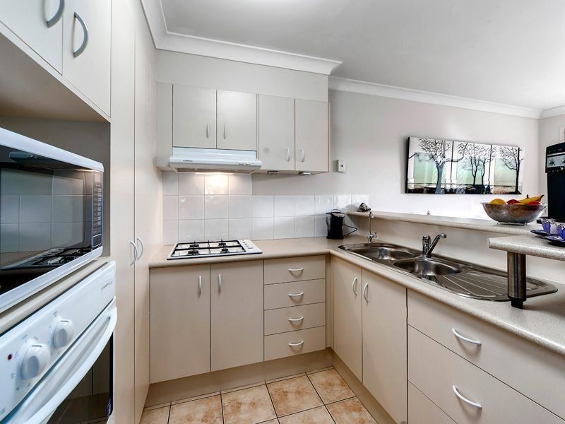 8/9 Lavender Pl, Fitzgibbon QLD 4018