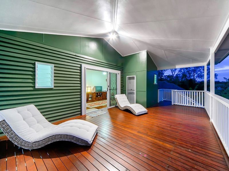 135 Bellevue Ave, Gaythorne QLD 4051