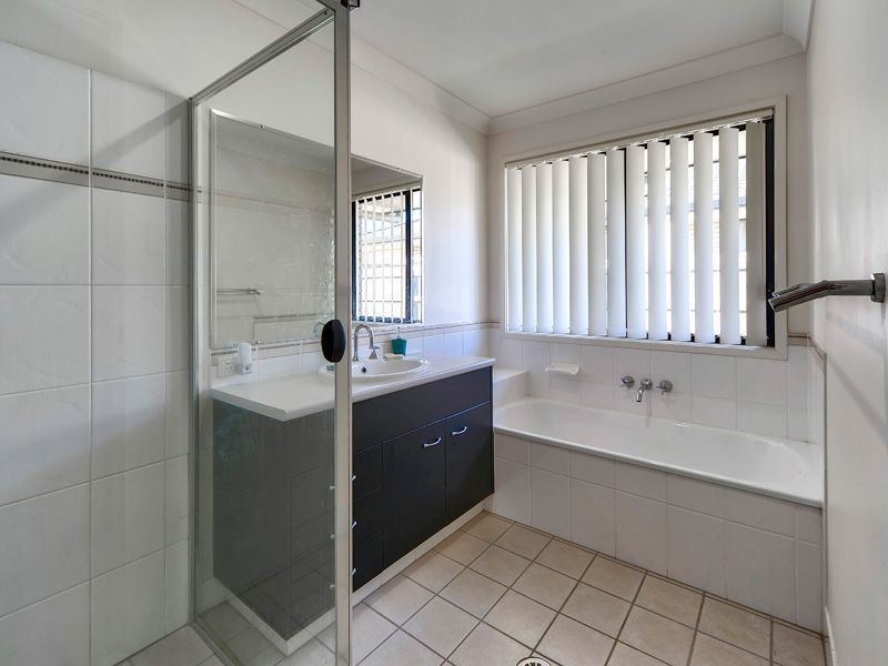 21 Eeles Drive, Morayfield QLD 4506