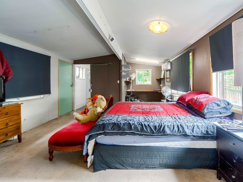 25 Narthanya Street, Chermside West QLD 4032